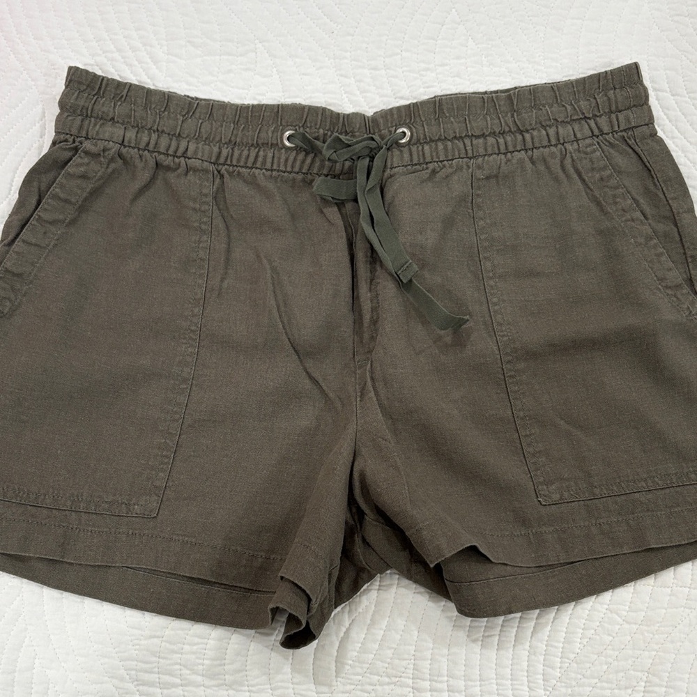 GAP Olive Drawstring Casual Athletic Shorts